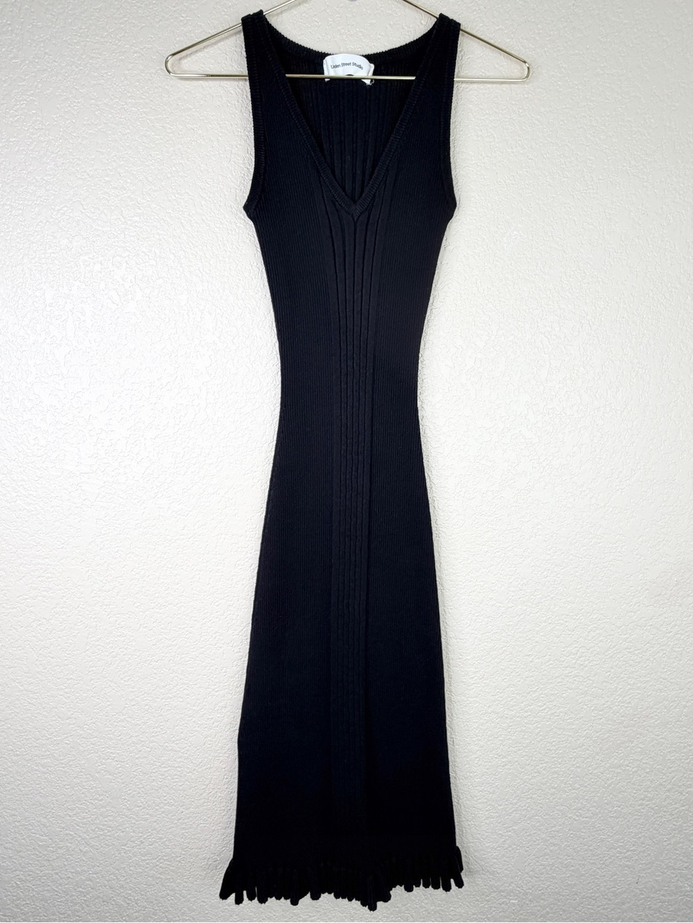Linden Street Studio Black Ribbed Sleeveless Midi Dress ruffle Hem Small GUC
